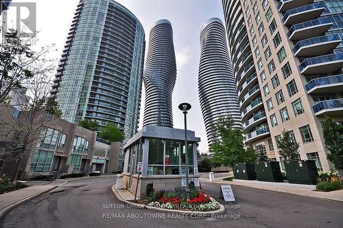 1610 - 70 Absolute Avenue, Mississauga, ON - Outdoor With Balcony With Facade