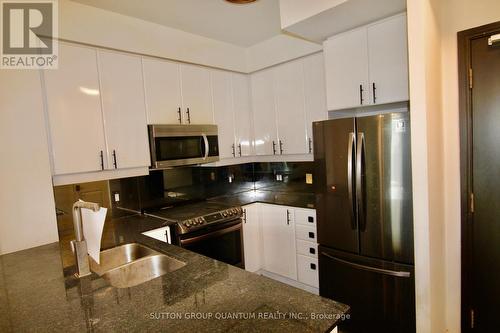 1610 - 70 Absolute Avenue, Mississauga, ON - Indoor Photo Showing Kitchen With Stainless Steel Kitchen With Double Sink