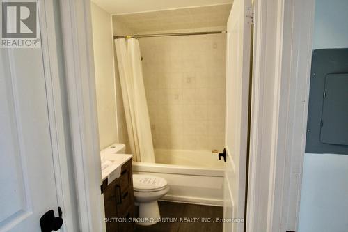 1610 - 70 Absolute Avenue, Mississauga, ON - Indoor Photo Showing Bathroom