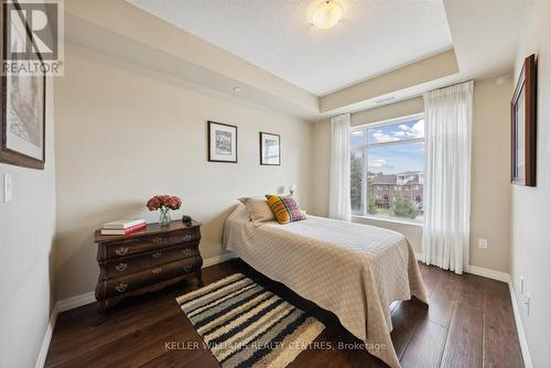 301 - 400 William Graham Drive, Aurora, ON - Indoor Photo Showing Bedroom