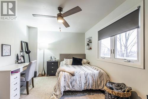 321 Cole Road, Guelph, ON - Indoor Photo Showing Bedroom