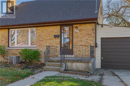 157 Adelaide Street, Kitchener, ON - Outdoor