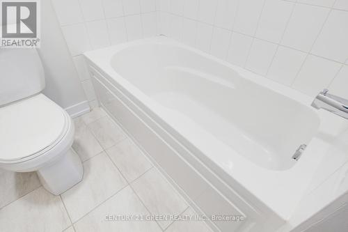 183 Wilmot Road, Brantford, ON - Indoor Photo Showing Bathroom