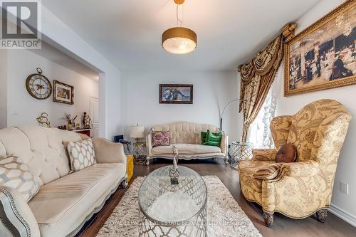 127 Elm Street, Southgate, ON - Indoor Photo Showing Living Room