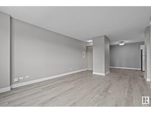 #308 9710 105 St Nw, Edmonton, AB - Indoor Photo Showing Other Room