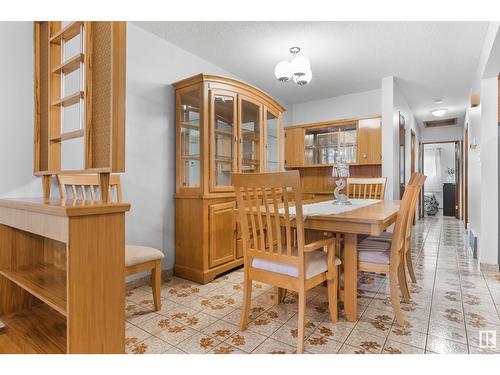 12020 85 St Nw Nw, Edmonton, AB - Indoor Photo Showing Dining Room