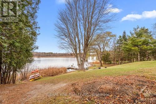 529 Main Street, Merrickville-Wolford, ON - Outdoor With Body Of Water With View