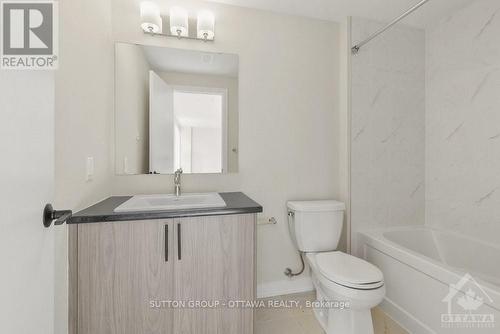 353 Falsetto Street, Ottawa, ON - Indoor Photo Showing Bathroom