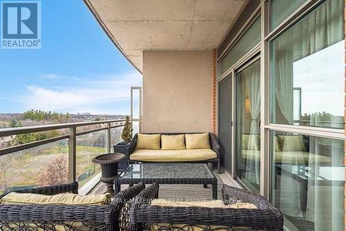 527 - 281 Woodbridge Avenue, Vaughan, ON - Outdoor With Balcony With Exterior