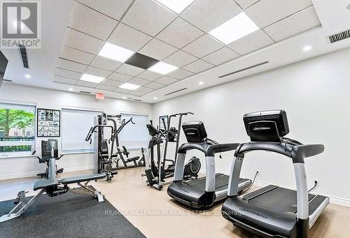 527 - 281 Woodbridge Avenue, Vaughan, ON - Indoor Photo Showing Gym Room