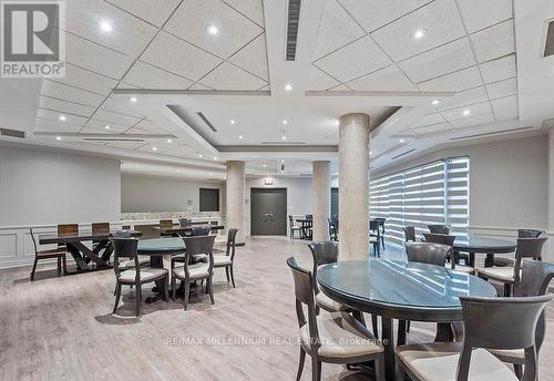 527 - 281 Woodbridge Avenue, Vaughan, ON - Indoor Photo Showing Dining Room