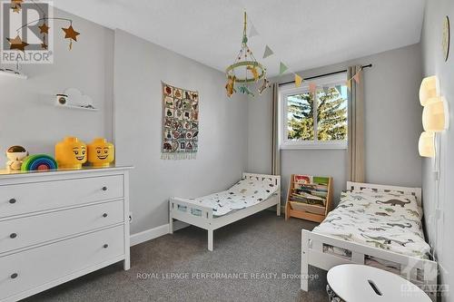 1082 Millwood Court, Ottawa, ON - Indoor Photo Showing Bedroom