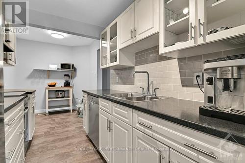 1082 Millwood Court, Ottawa, ON - Indoor Photo Showing Kitchen With Double Sink