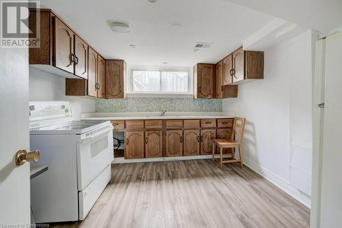 15 Charleswood Drive, Toronto, ON - Indoor Photo Showing Kitchen