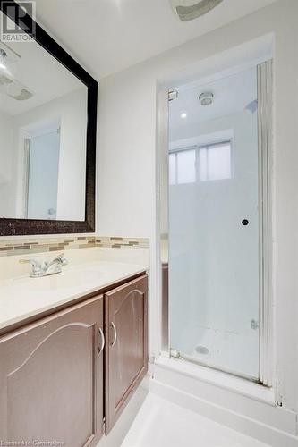 15 Charleswood Drive, Toronto, ON - Indoor Photo Showing Bathroom