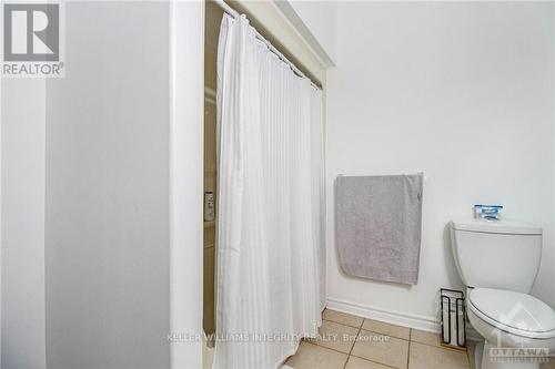 23 Moffat Street, North Dundas, ON - Indoor Photo Showing Bathroom