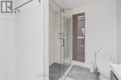 19661 Kennedy Road, East Gwillimbury, ON - Indoor Photo Showing Bathroom