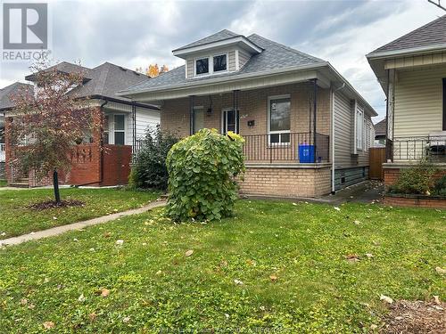 1079 Hall Avenue, Windsor, ON - Outdoor With Deck Patio Veranda