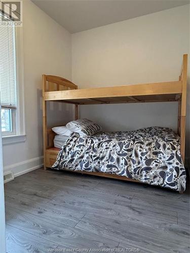 1079 Hall Avenue, Windsor, ON - Indoor Photo Showing Bedroom