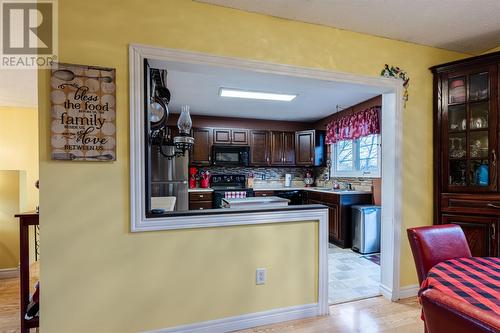 5 Croucher Place, Mount Pearl, NL - Indoor Photo Showing Kitchen