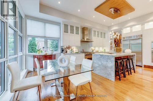 326 Joicey Boulevard, Toronto, ON - Indoor