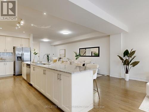 106 Lichfield Road, Markham, ON - Indoor Photo Showing Kitchen