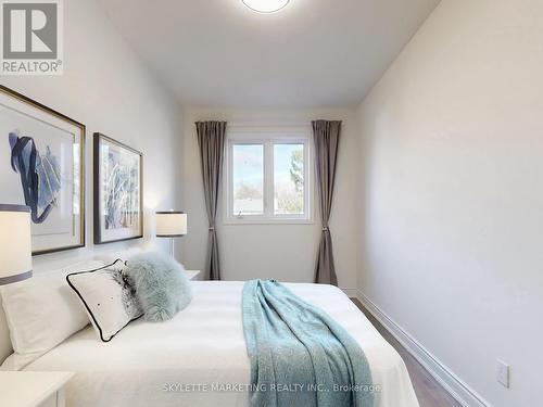 106 Lichfield Road, Markham, ON - Indoor Photo Showing Bedroom