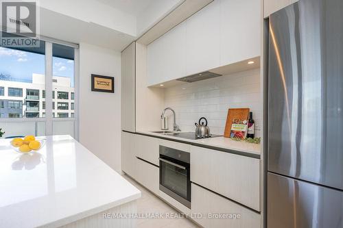 503 - 34 Tubman Avenue, Toronto, ON - Indoor Photo Showing Kitchen