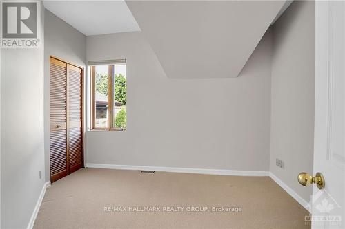 7 Clarey Avenue, Ottawa, ON - Indoor Photo Showing Other Room