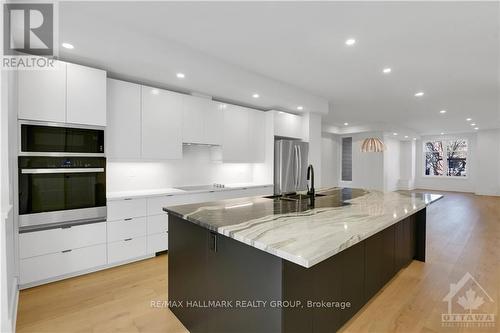 46A Fourth Avenue, Ottawa, ON - Indoor Photo Showing Kitchen With Upgraded Kitchen