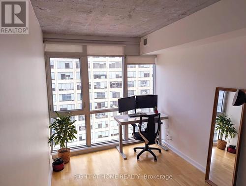 1910 - 324 Laurier Avenue W, Ottawa, ON - Indoor Photo Showing Office