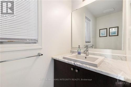 186 Southbridge Street, Ottawa, ON - Indoor Photo Showing Bathroom