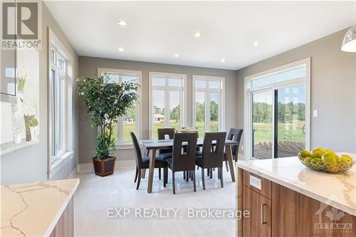 2315 Kilchurn Terrace, Ottawa, ON - Indoor Photo Showing Dining Room