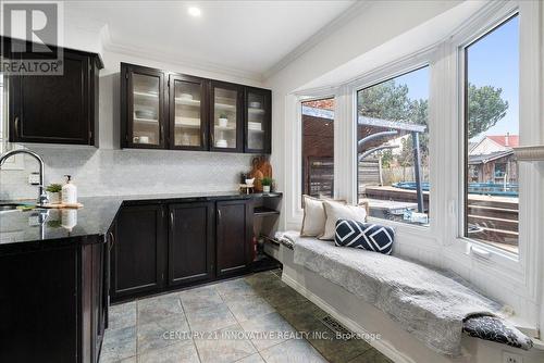 3061 Ilomar Court, Mississauga, ON - Indoor Photo Showing Kitchen With Double Sink