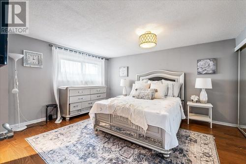 3061 Ilomar Court, Mississauga, ON - Indoor Photo Showing Bedroom