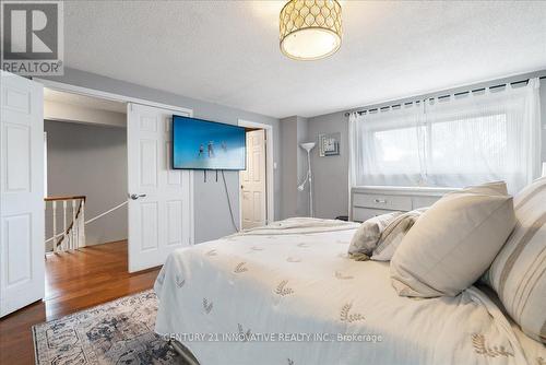 3061 Ilomar Court, Mississauga, ON - Indoor Photo Showing Bedroom