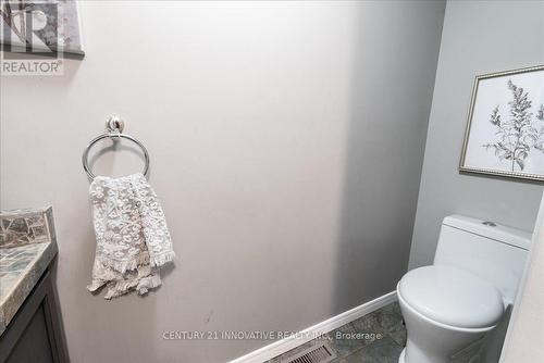 3061 Ilomar Court, Mississauga, ON - Indoor Photo Showing Bathroom