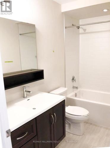 367 Threshing Mill Boulevard, Oakville, ON - Indoor Photo Showing Bathroom