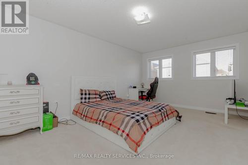 20 Blackberry Valley Crescent, Caledon, ON - Indoor Photo Showing Bedroom