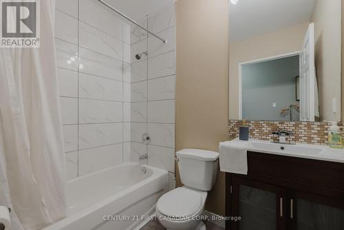 206 - 549 Ridout Street, London, ON - Indoor Photo Showing Bathroom