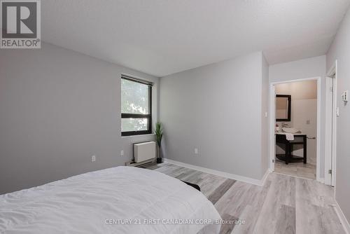 206 - 549 Ridout Street, London, ON - Indoor Photo Showing Bedroom