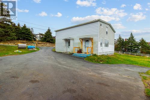 7-7A Hudsons Lane, Pouch Cove, NL 