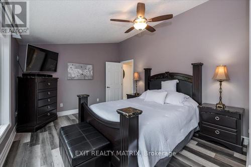 17 Turtle Path, Ramara (Brechin), ON - Indoor Photo Showing Bedroom