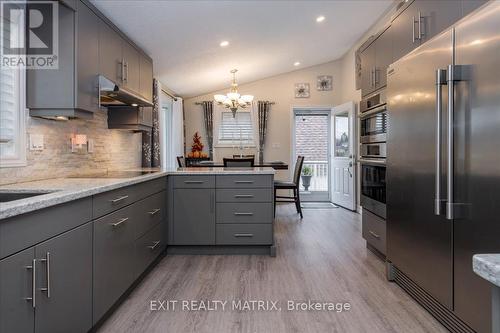 17 Turtle Path, Ramara (Brechin), ON - Indoor Photo Showing Kitchen With Upgraded Kitchen