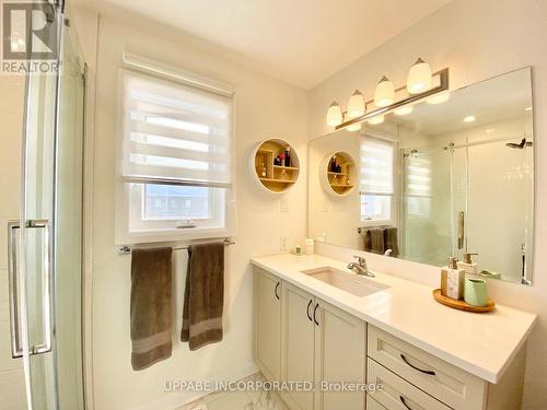 78 Gardenpost Terrace, Ottawa, ON - Indoor Photo Showing Bathroom