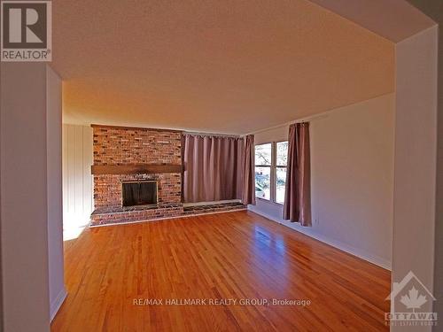 420 Billings Avenue, Ottawa, ON - Indoor With Fireplace