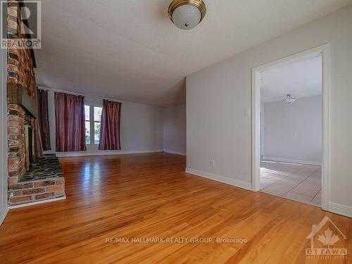 420 Billings Avenue, Ottawa, ON - Indoor Photo Showing Other Room