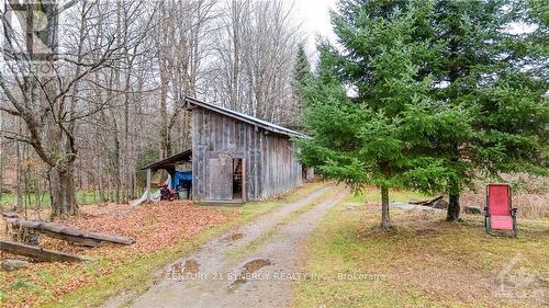 2253 South Lavant Road, Lanark Highlands, ON - Outdoor