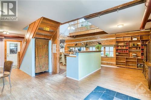 2253 South Lavant Road, Lanark Highlands, ON - Indoor Photo Showing Other Room