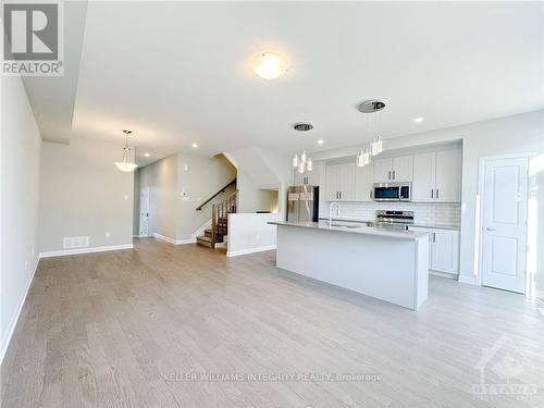 503 Convenire Row, Ottawa, ON - Indoor Photo Showing Kitchen